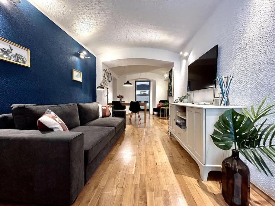 Appartement Charming 3-min Walk To Old Town - Free Parking *