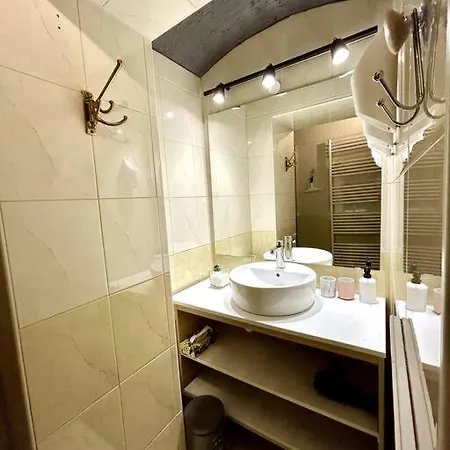Charming Appartment 3-Min Walk To Old Town - Free Parking Ljubljana Exterior photo